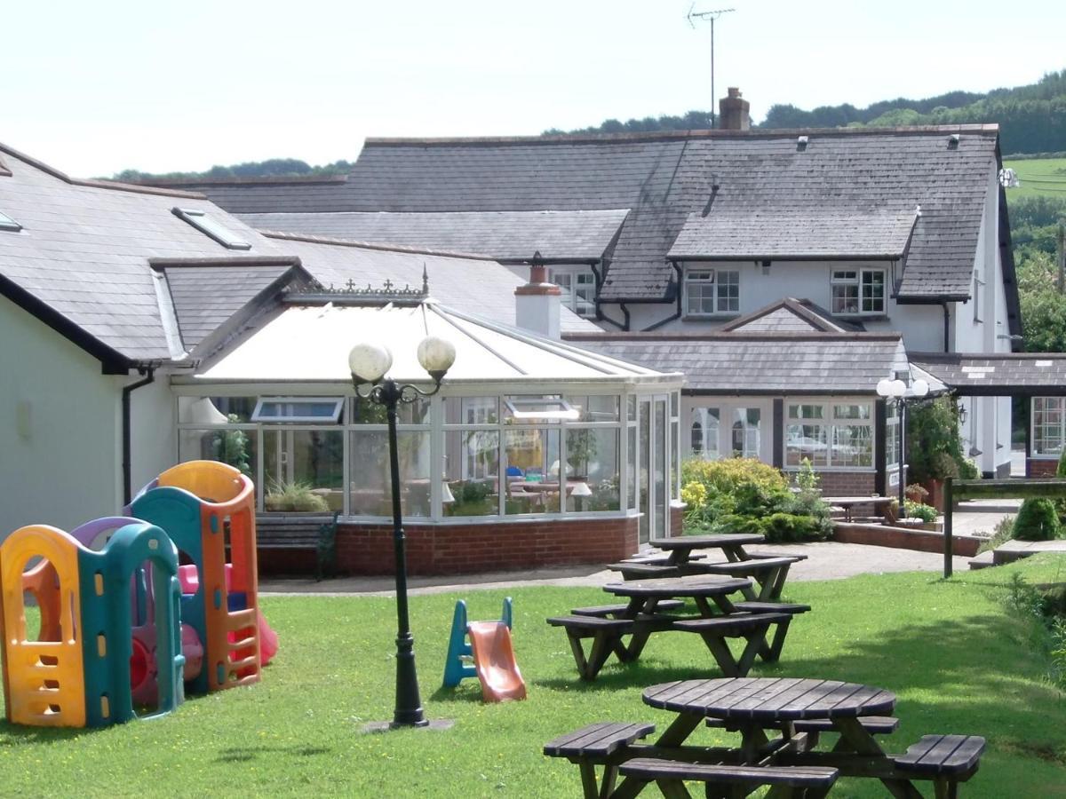 Betty Cottles Inn Okehampton Kültér fotó