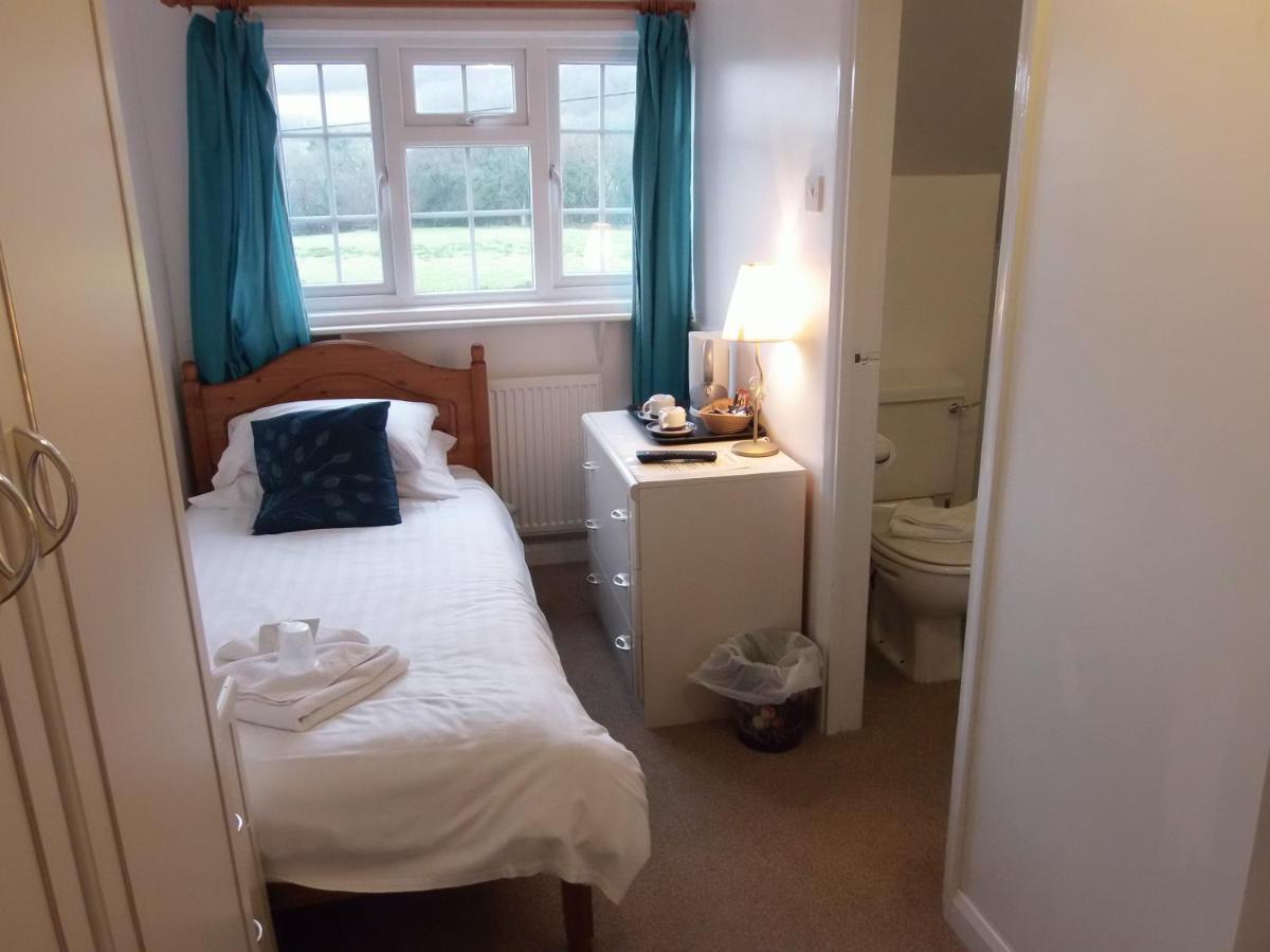 Betty Cottles Inn Okehampton Kültér fotó
